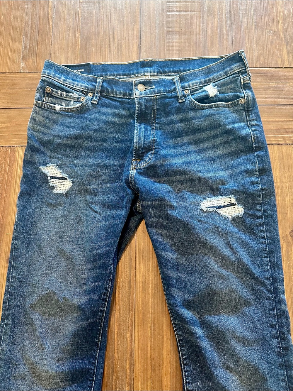 Abercrombie & Fitch Slim Straight Distressed Blue Jeans